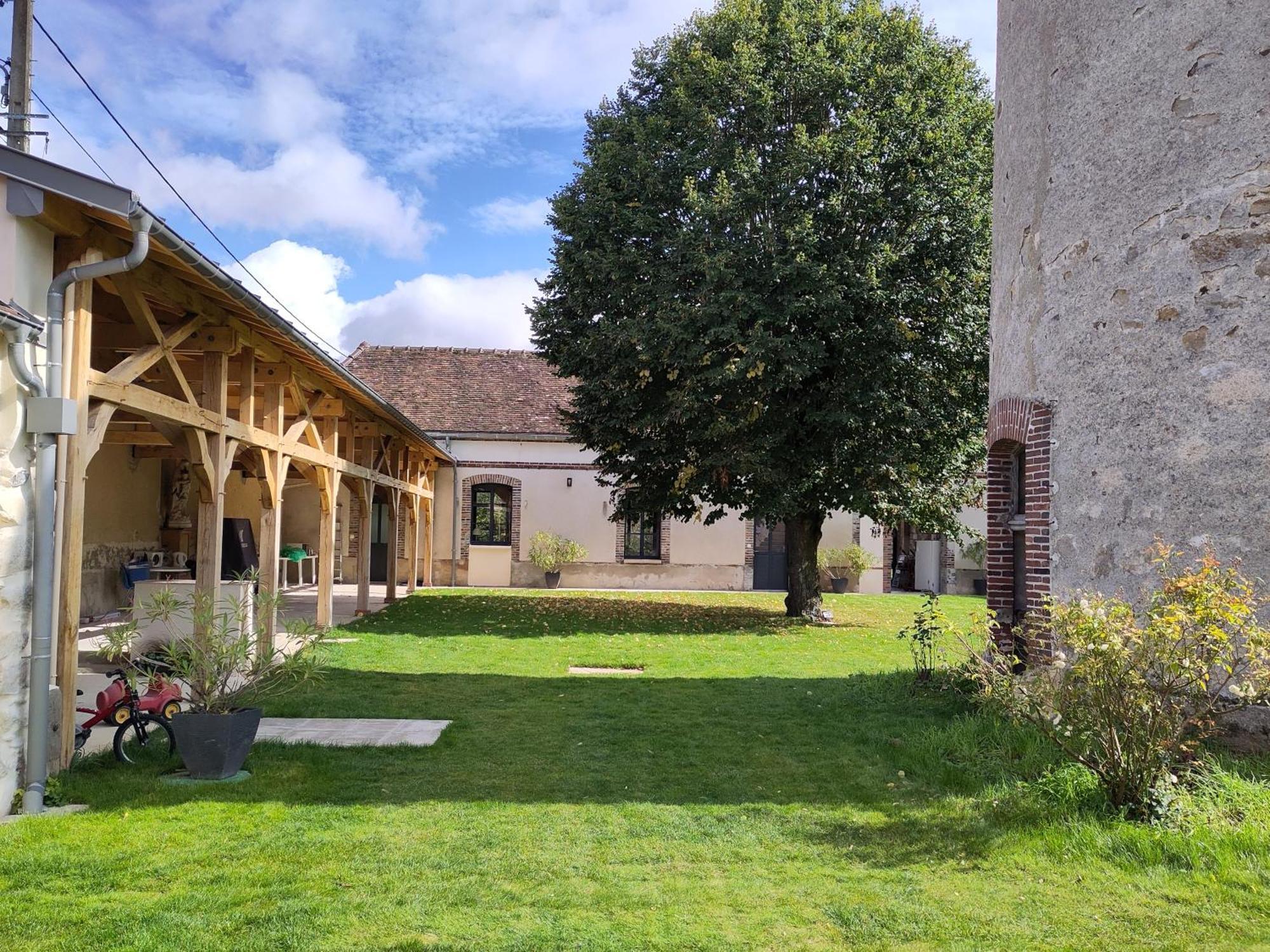 Manoir Saint Joseph Colombier Panzió Sens Kültér fotó